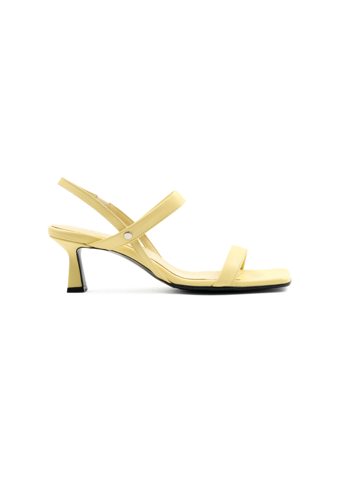 SQUARE TOE STRAP SANDAL