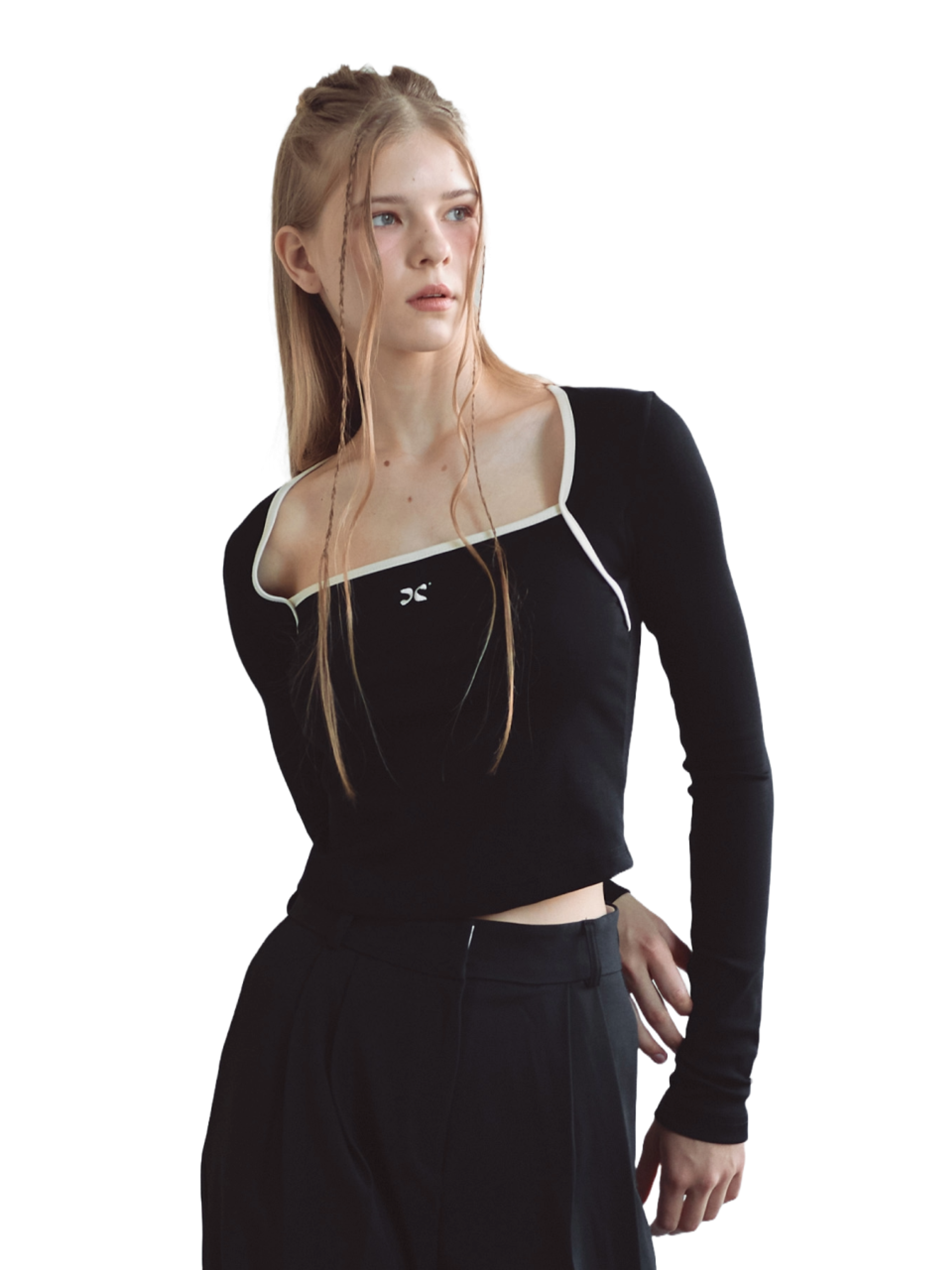 Etre Au Sommet Deep square neck long sleeve